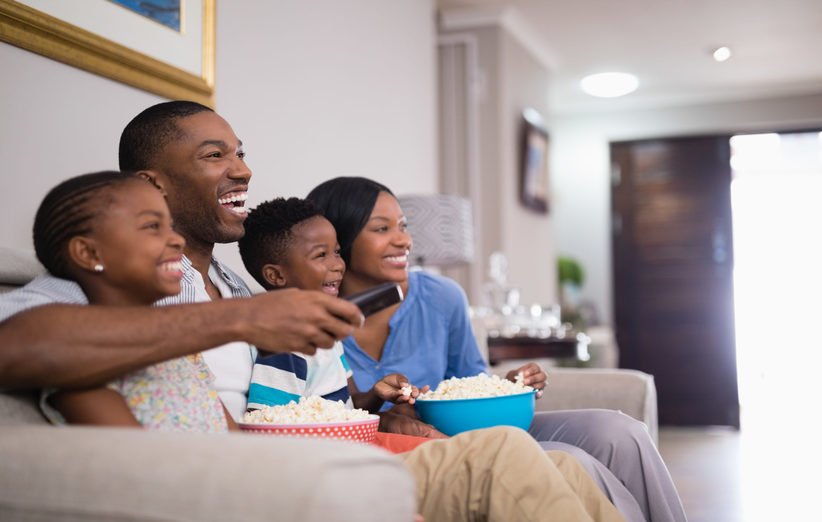 برای داشتن فعالیت‌های خانوادگی برنامه‌ریزی کنید و بین کار و زندگی تعادل ایجاد کنید