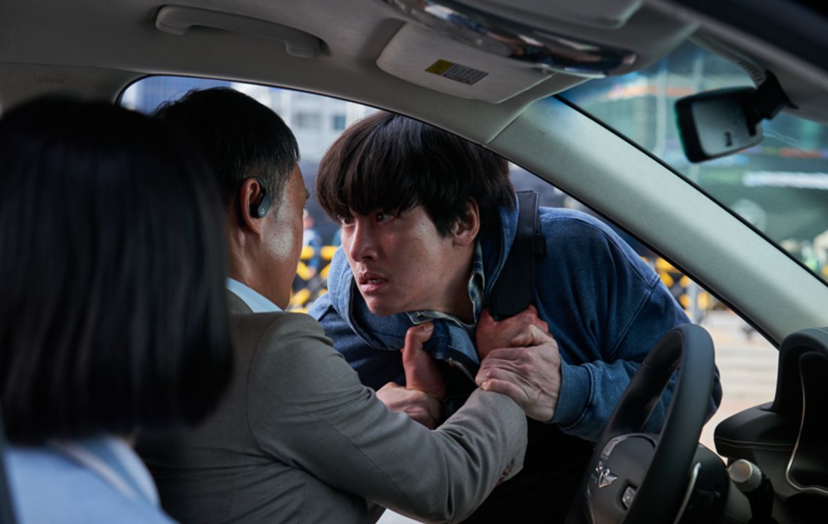بهترین فیلم‌ها و سریال‌های جی چانگ ووک که باید تماشا کنید: فیلم ضربه سخت