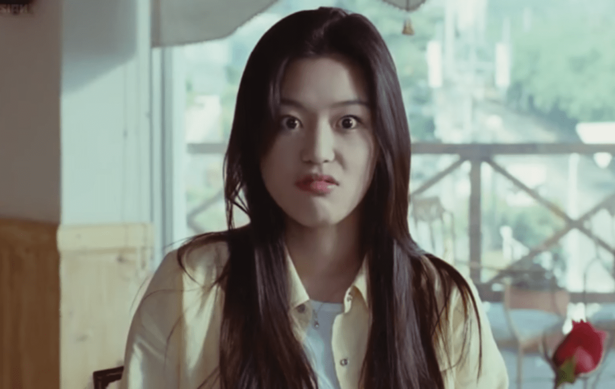 بهترین فیلم‌های کره‌ای کمدی که باید تماشا کنید: فیلم «دختر پرروی من»