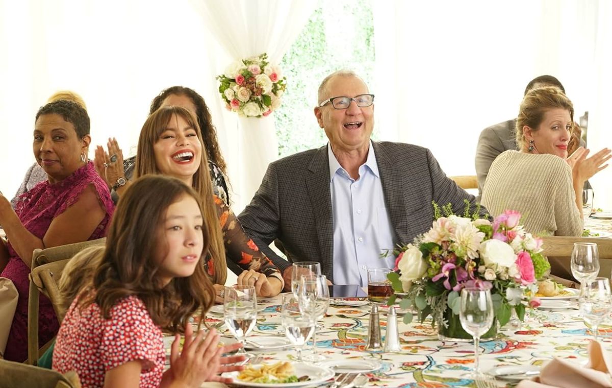 خانواده مدرن (Modern Family)